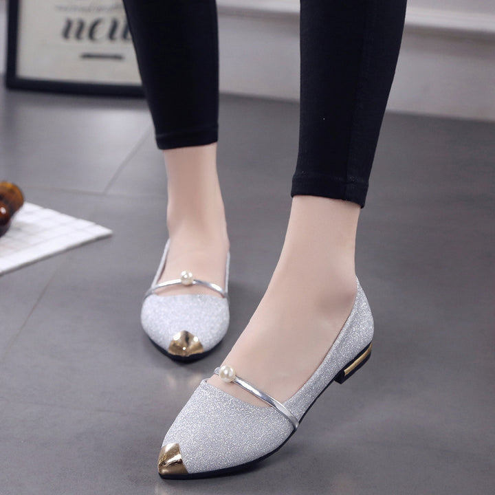 Damer elegante ballerinaer med glitrende overmateriale og unikt smykkedetalje Stilla