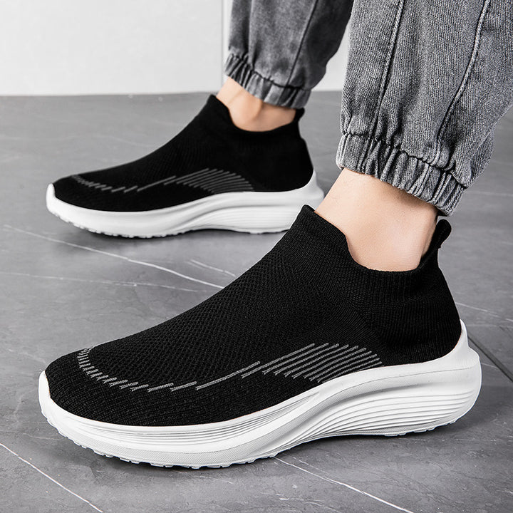 Herrer nan sokkelignende strikkesneakers med sømløst overmateriale og stødabsorberende sål Skovae