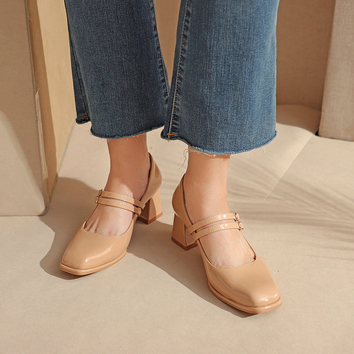 Femme Elegante Chunky Heel Mary Jane Pumps Stilla