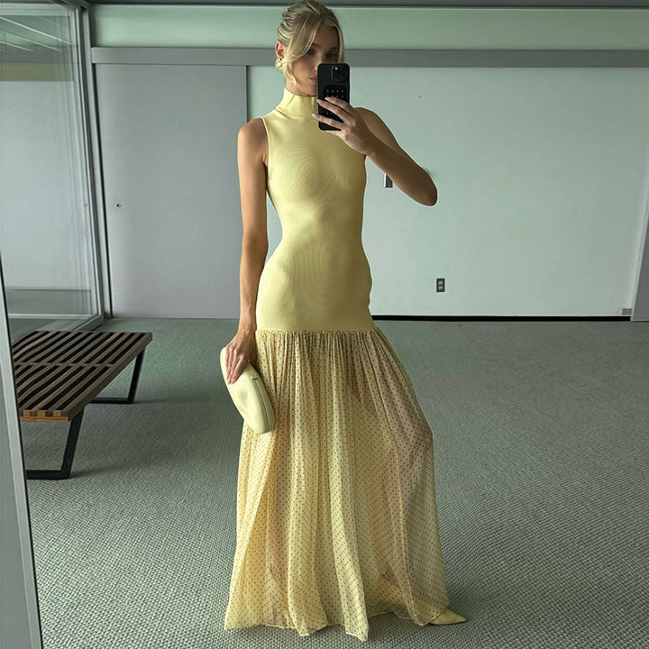 Dame maxikjole med ærmeløs overdel og romantisk rynket bund Skovae