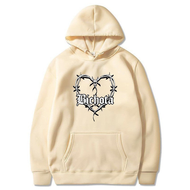 Kvinders hoodie med unikt hjerte design og broderet skrift Skovae