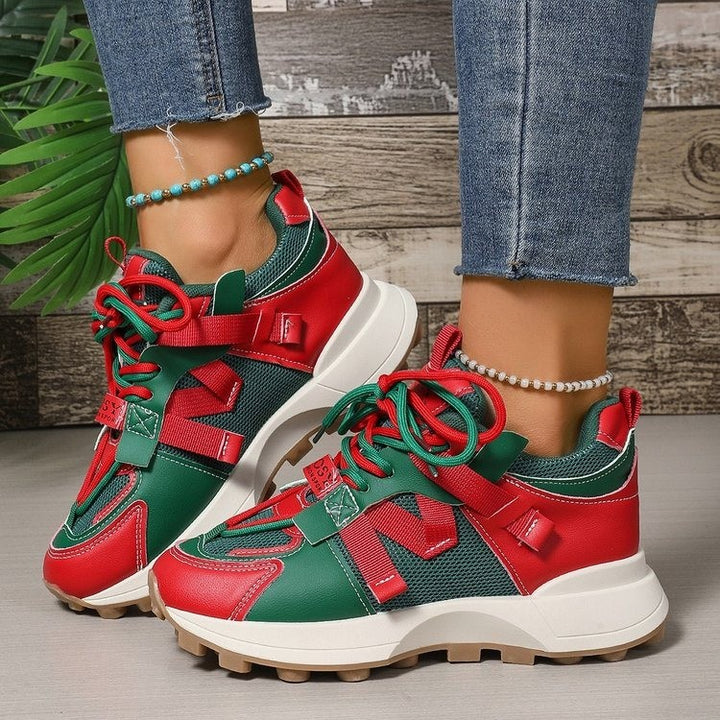 Dame Sporty Lifestyle Sneakers med markant materialmix og dæmpende sål Stilla