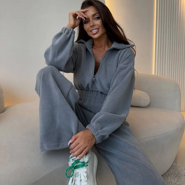 Kvinders elegante fleece jumpsuit med høj krave og elastisk talje Skovae