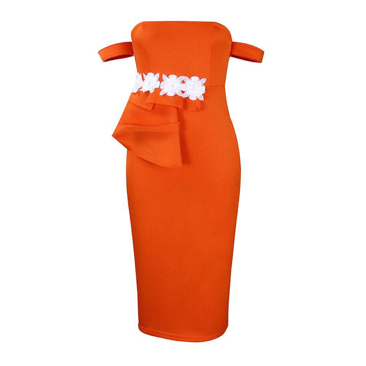 Dame Etuikjole med Off-Shoulder Design og elegant Rüschenapplikation Stilla