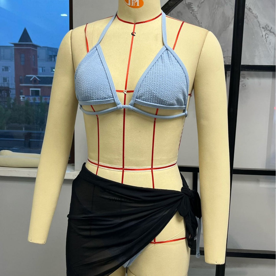 Dame Triangel-Bikini med moderne indpakningsskørt Skovae