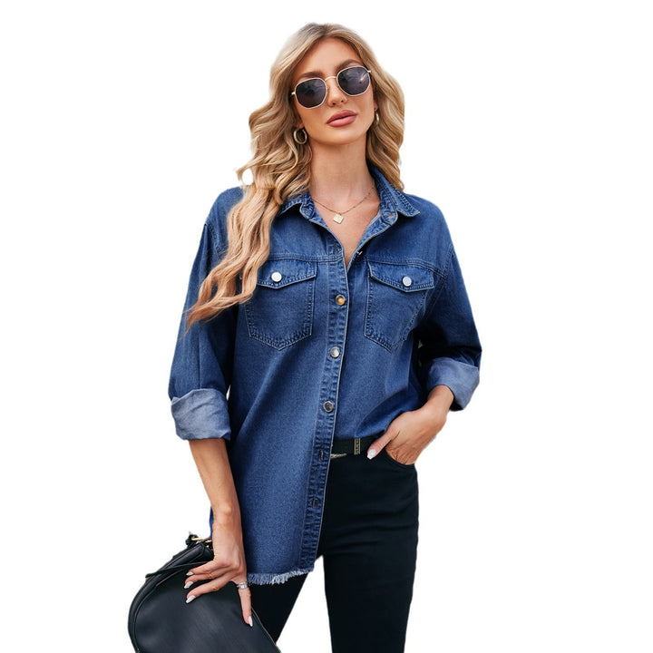 Dame Oversized Denim-Skjortejakke med dekorative trykknapper og frynset kant Stilla