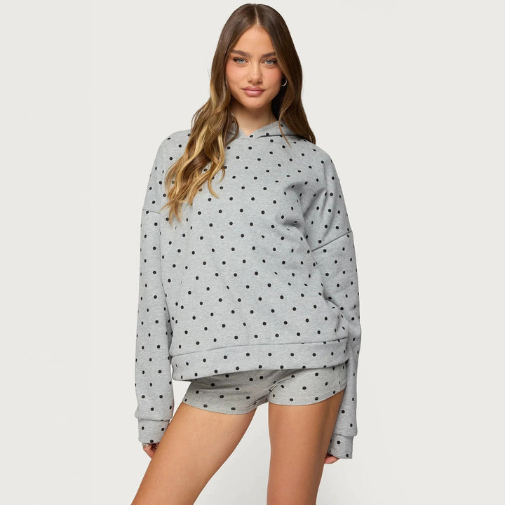 Dame nan prikket komfort-sæt med hættesweatshirt, kængurulomme og shorts Skovae