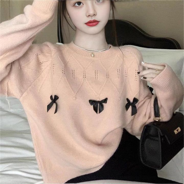 Kvinders hyggelige sweater med legende bueapplikationer Stilla