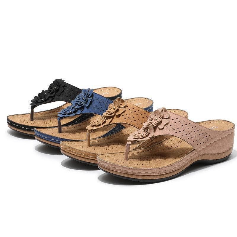 Dame komfortable toe-separator-sandaler med dekorative blomsterapplikationer og ergonomisk fodseng Stilla