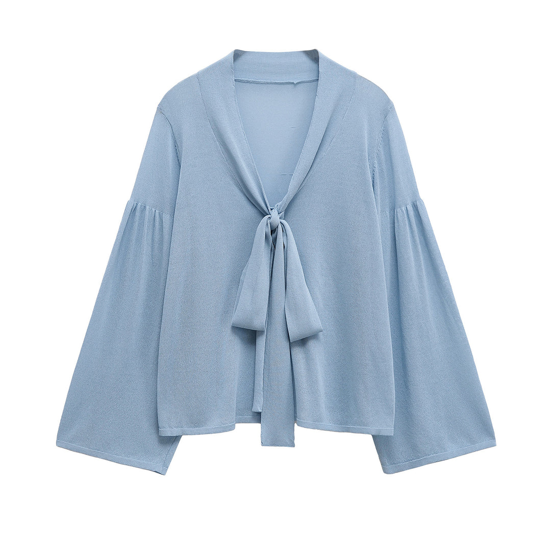 Kvinders luftbluse med romantiske ruffle-detaljer og bindebånd Stilla