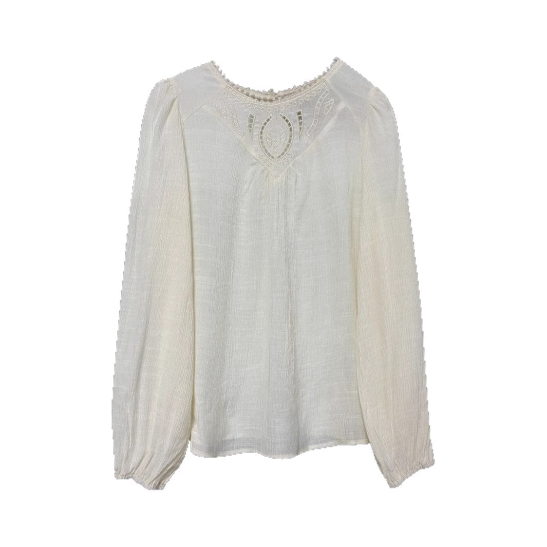 Femme Elegante Broderet Bluse med Pufærmer Stilla