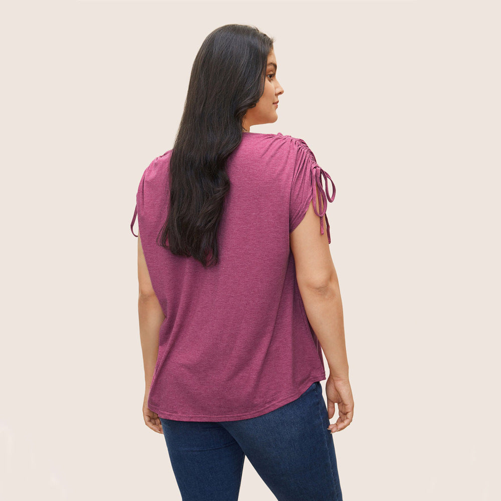Damer afslappet V-hals T-shirt med fine flæsedetaljer Stilla