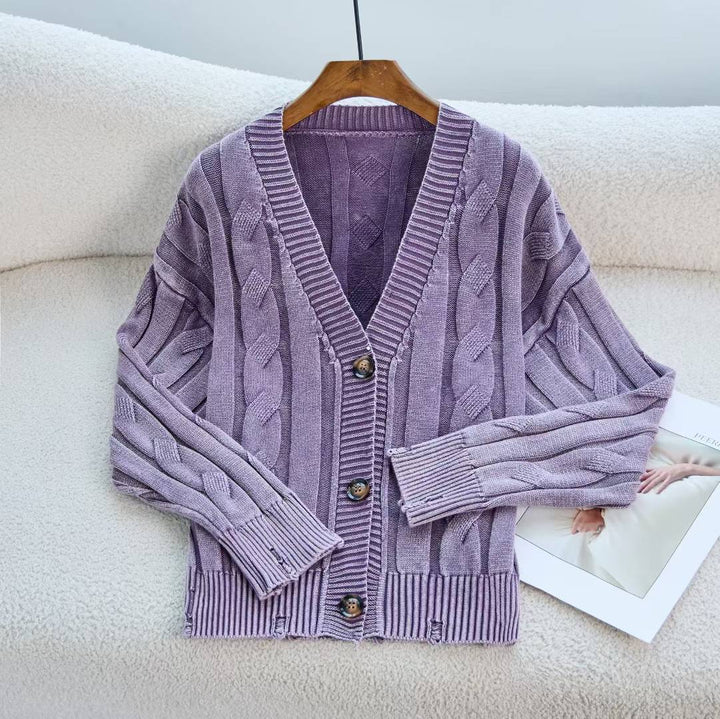 Kvinders chunky strik cardigan med V-hals og dekorativt kabelmønster Stilla
