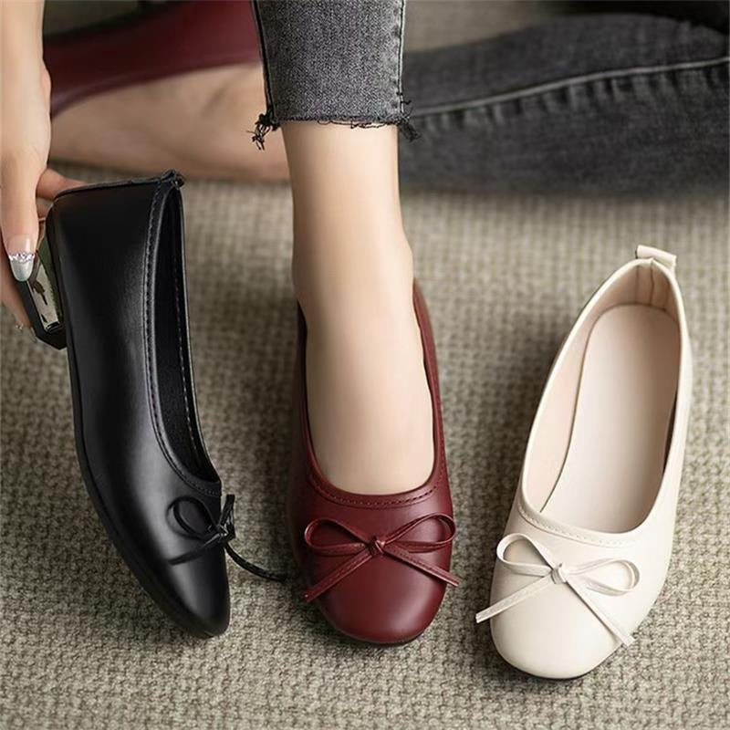 Dame Ballerinas med elegant sløjfe-detalje og komfortabel blokhæl Stilla
