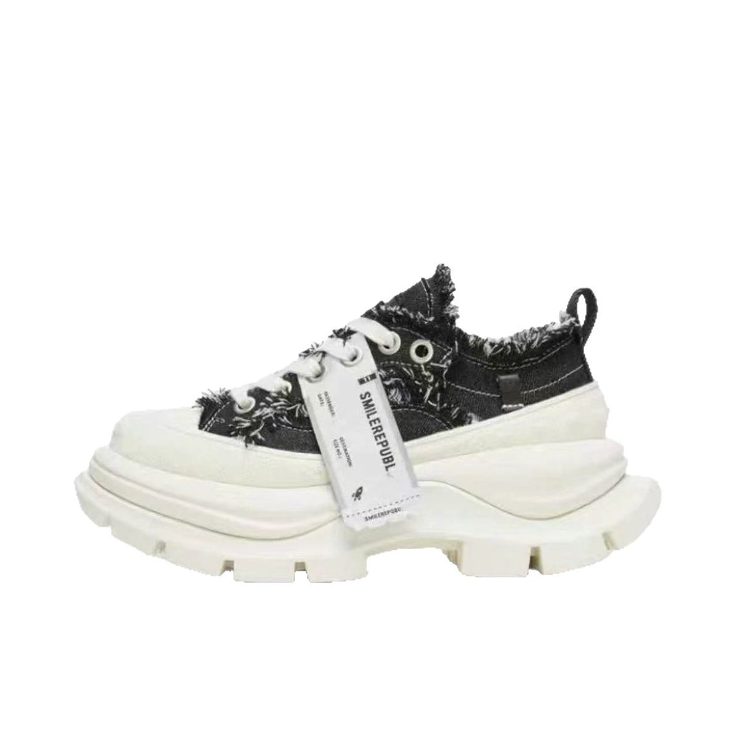 Dame Chunky Sneakers med innovativt design og afslappet raffinement Stilla