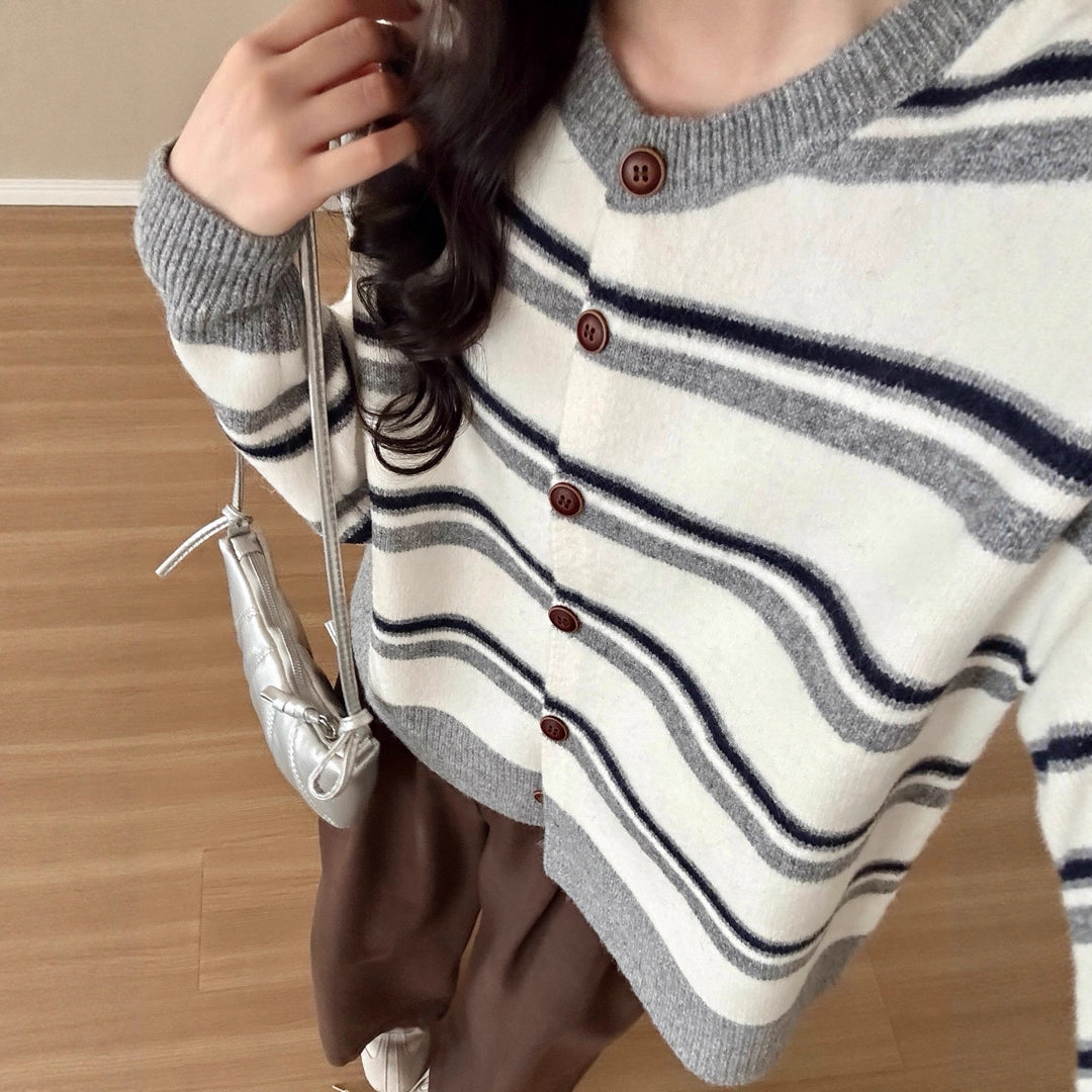 Dame fashionable knap cardigan med stribet mønster Stilla