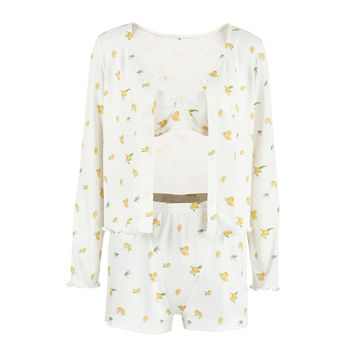 Dame sæt lavet af højkvalitets, blomsteret materiale med crop-top og shorts Stilla