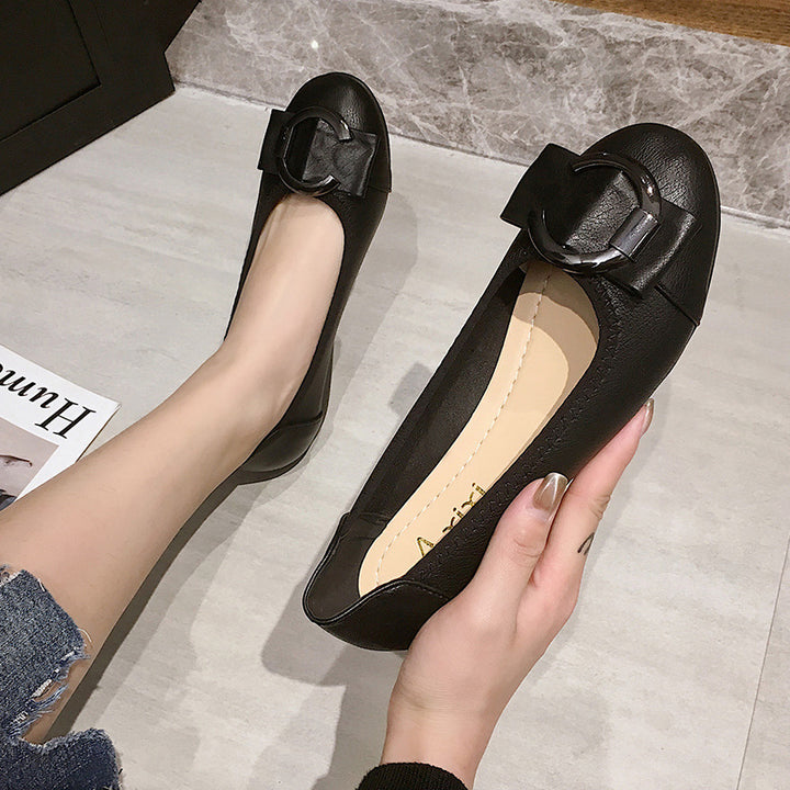 Dame Ballerinas med moderigtigt dekorativt detaljer og komfortabel Soft-Sål Stilla