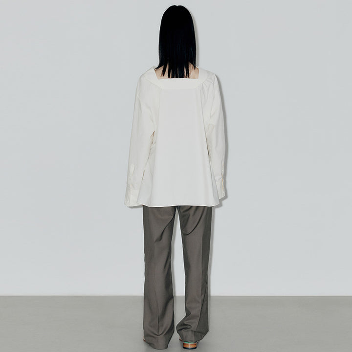 Dame middelalder bluse med asymmetrisk snit og voluminøse ærmer Stilla