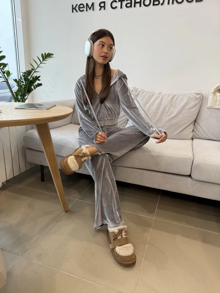 Kvindernes sporty velour loungewear-sæt med høj talje og lynlås Skovae