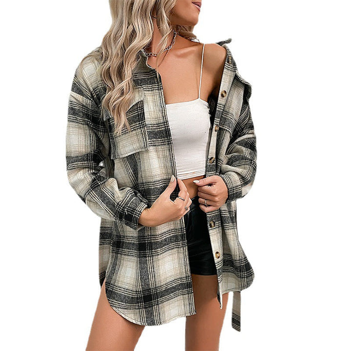 Dame Løs Overshirt-Jakke i Ternet Design med Knapbar Forside Skovae