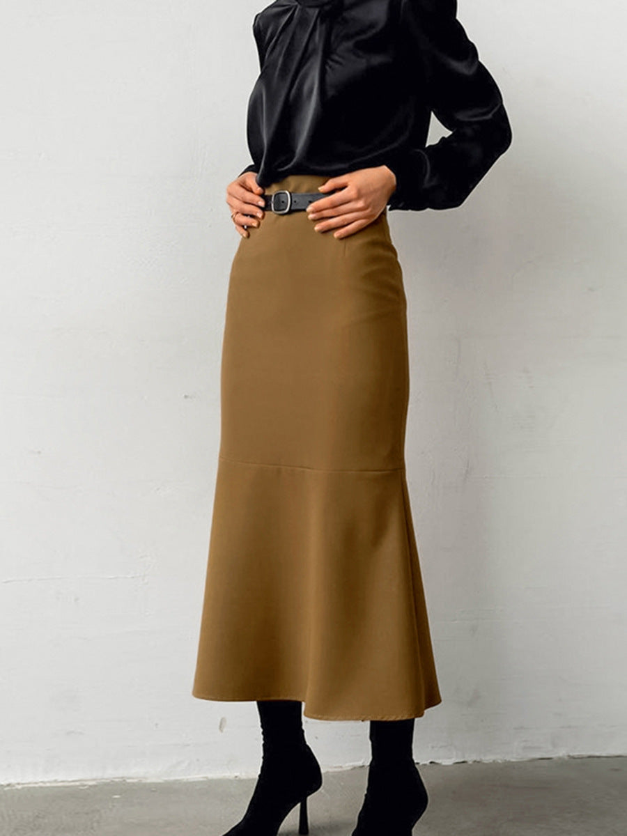 Dame elegant midikjole med voluminøs kant og elastisk talje Stilla