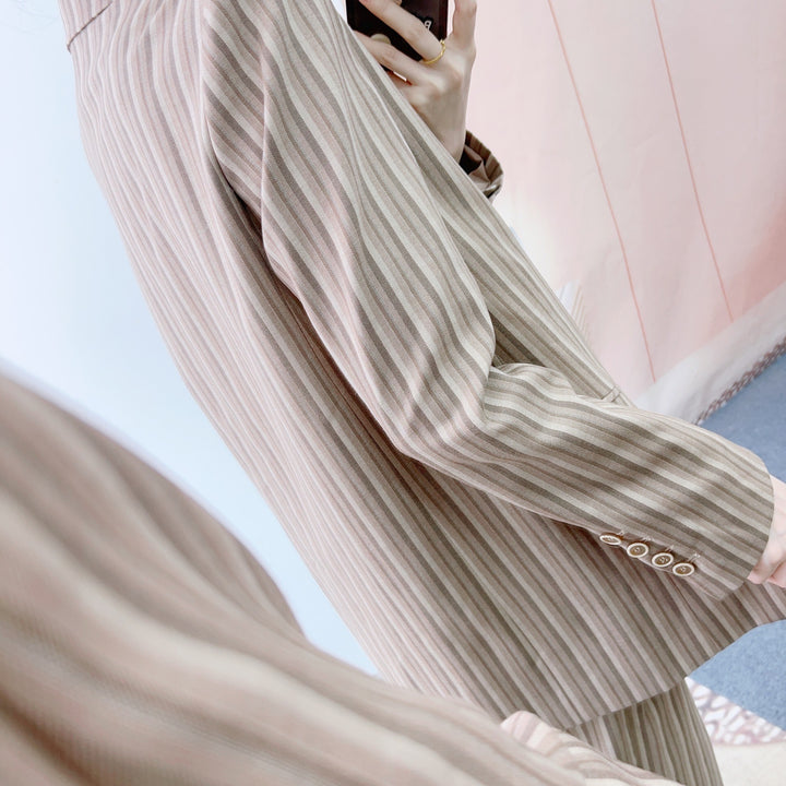 Dame Stribet Blazer i moderne snit med elegante detaljer Stilla
