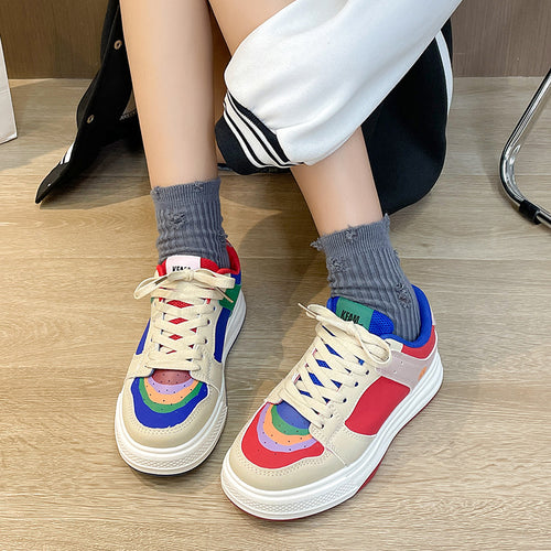 Dame Sneakers i farverigt design med åndbare egenskaber og støddæmpende sål Stilla
