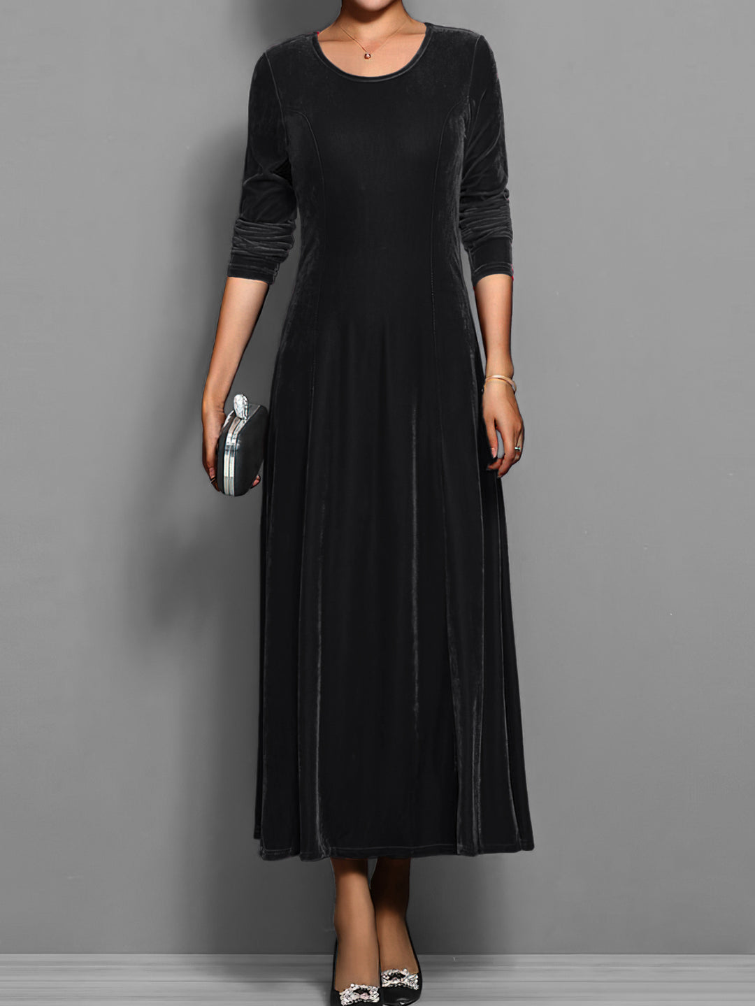 Dame elegant aftenkjole lavet af blød velour Stilla