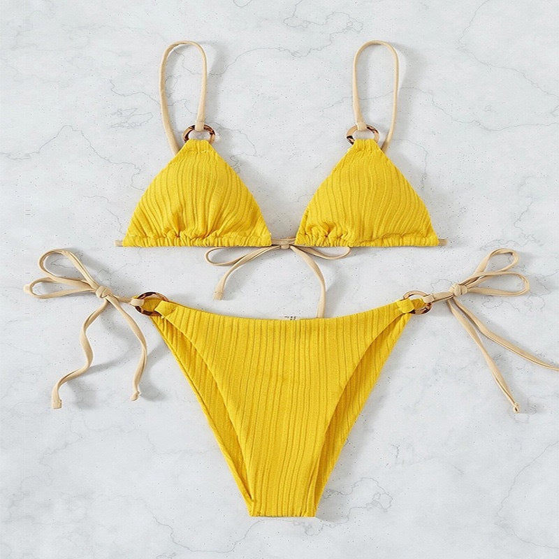 Dame bikini-sæt med justerbare stropper og fint ribbet materiale Stilla