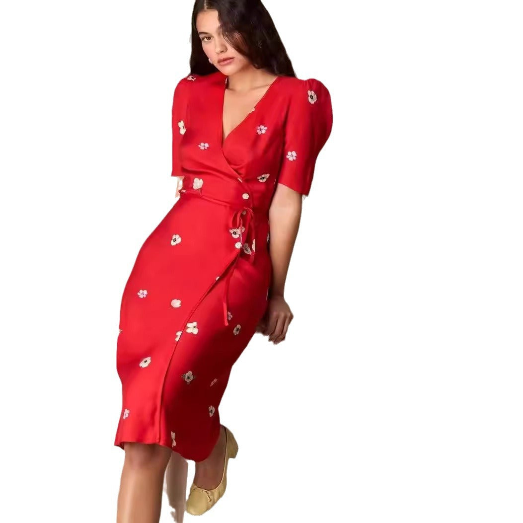 Dame omslagkjole med floral tryk og elegant V-hals Stilla