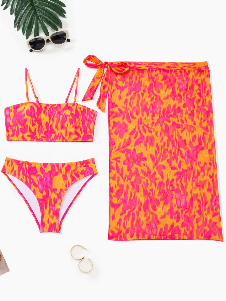 Dame bikini-sæt med modet bandeau-top og højt skårne underdele Skovae