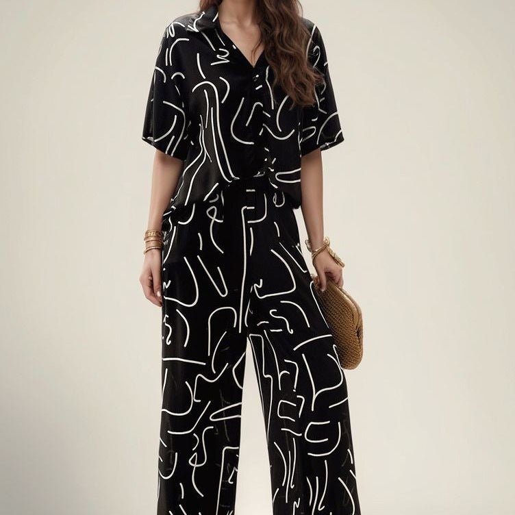 Dame Relaxed Fit Pyjamasæt med abstrakt mønster Stilla