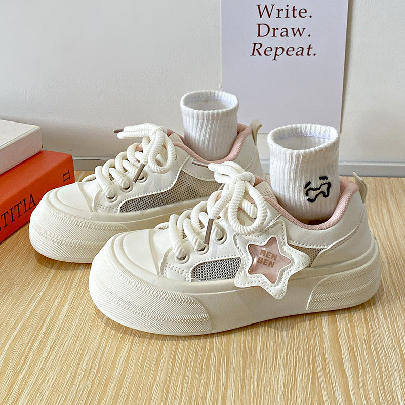 Dame Sneakers med åndbart mesh-overmateriale og trendy plateau sål Stilla