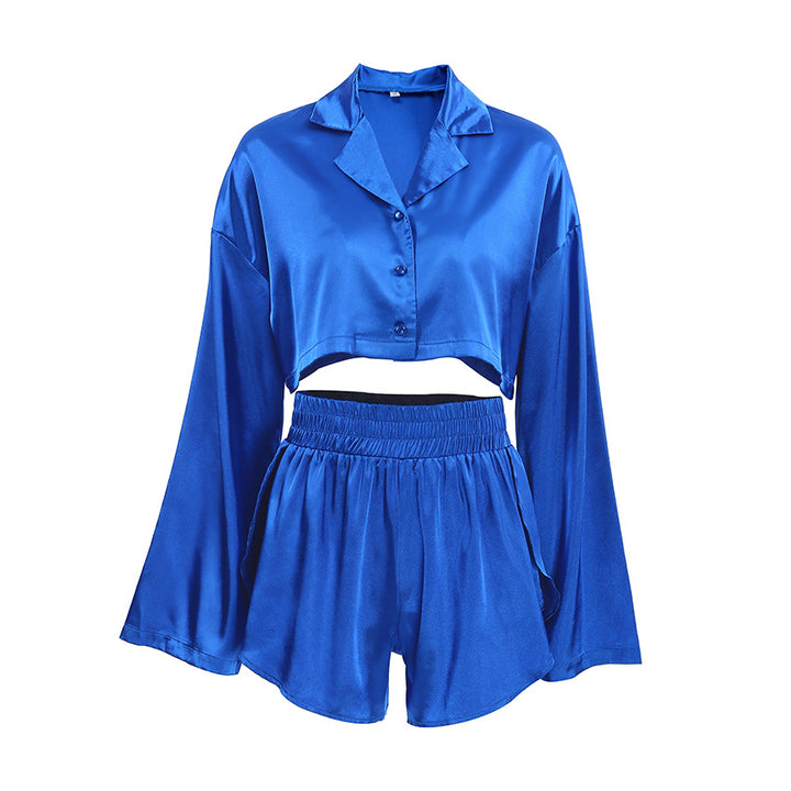 Dame luksuriøst satin pyjamasæt med cropped bluse og korte bukser Stilla