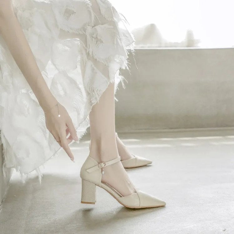 Dame elegante Slingback-pumper med moderne rem-design og komfortabel blokhæl Stilla