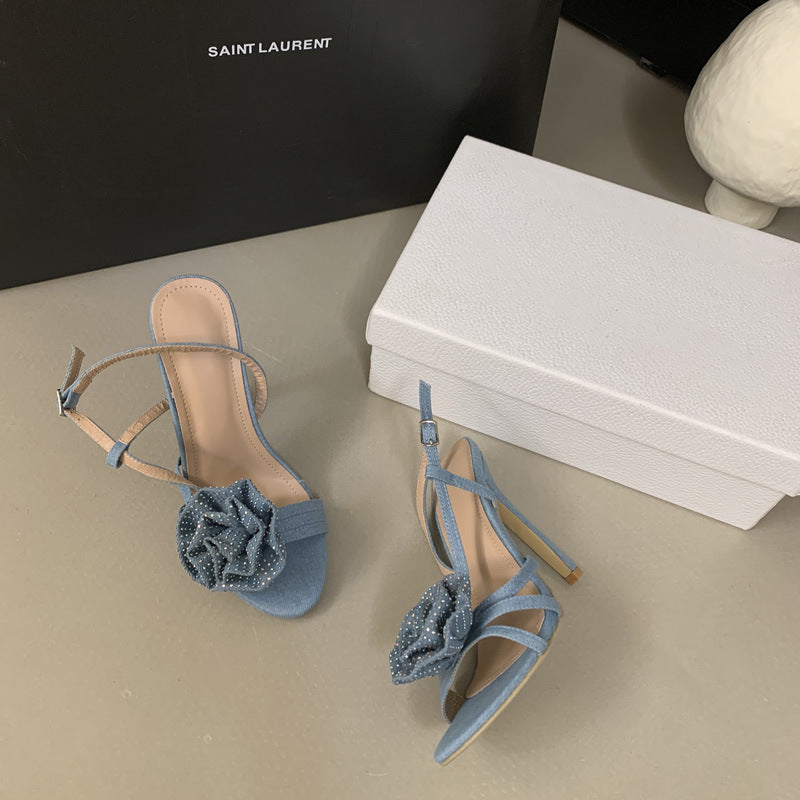 Dame Højhælede Sandaler med blomstret Dekor og justerbart Remdesign Stilla