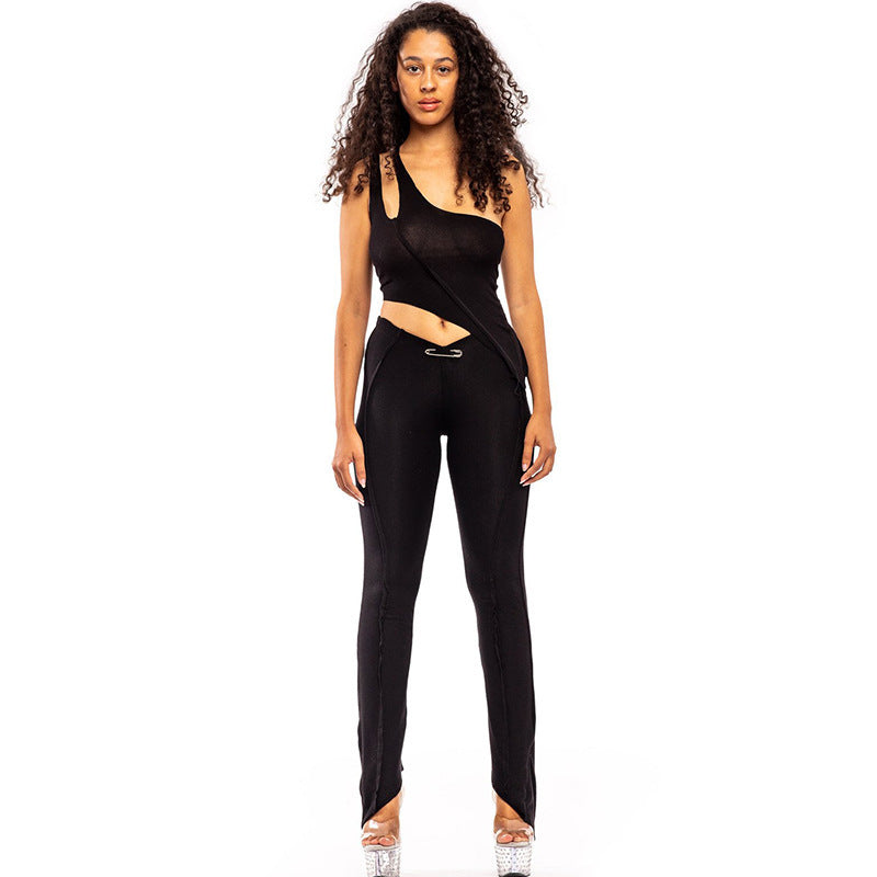 Dame asymmetrisk jumpsuit med moderne cut-out og elegant taljeindsnit Skovae