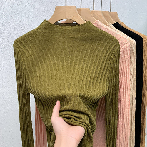 Dame Rullekrave sweater med fin ribstruktur og figurformende snit Stilla