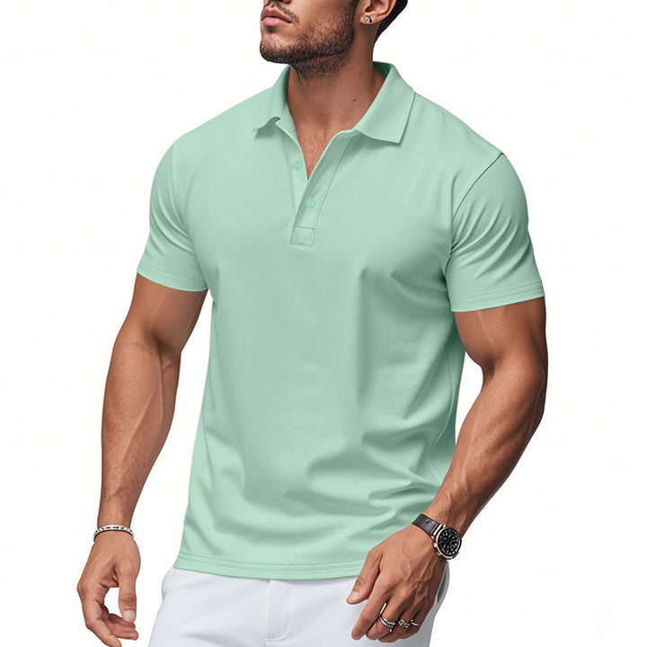 Herre letplejet kortærmet polo i bomuldsblanding med piqué-struktur og tre knapper Skovae