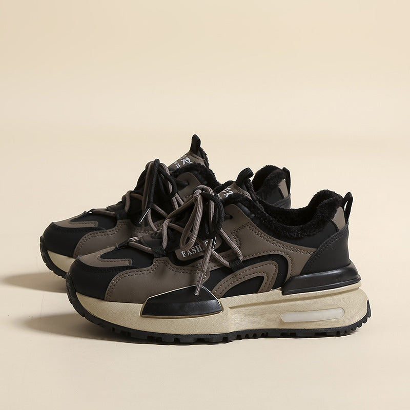 Dame Sporty Sneakers med varmt indre foder og slidstærk sål Stilla