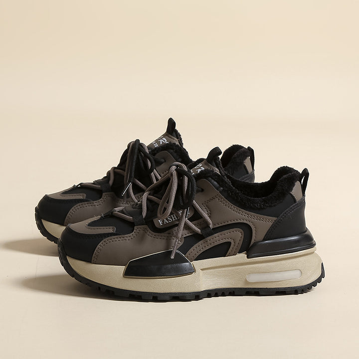 Dame Sporty Sneakers med varmt indre foder og slidstærk sål Stilla