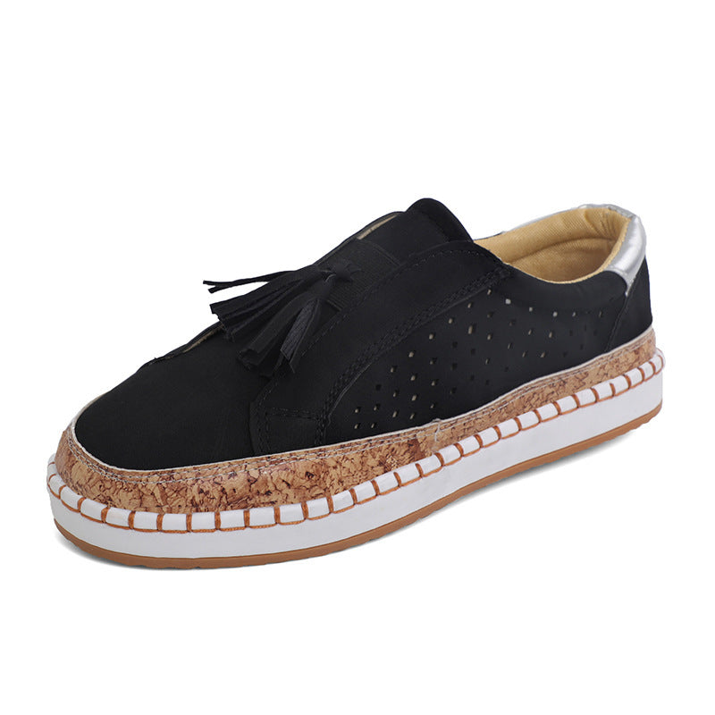 Dame nan perforeret Slip-On Sneaker med kvaster, kork-platform og dekorativ håndsyning Skovae