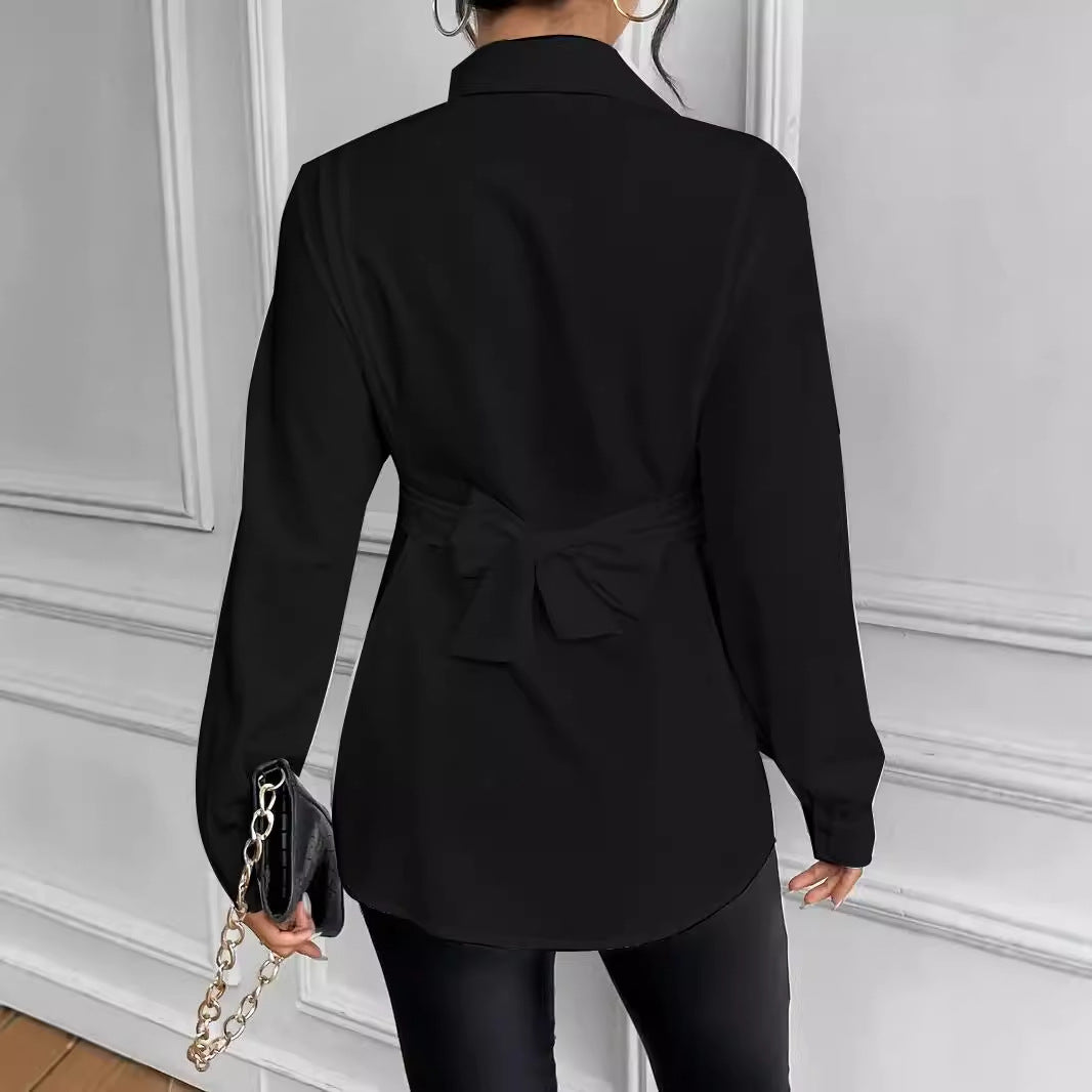 Damer elegant bluse med tætsiddende snit og moderne bælte Stilla