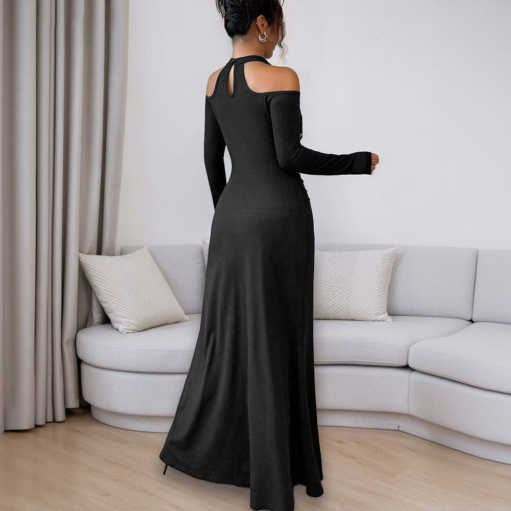Kvinder tætsiddende aftenkjole med off-the-shoulder ærmedesign og blomsterdetaljer Stilla
