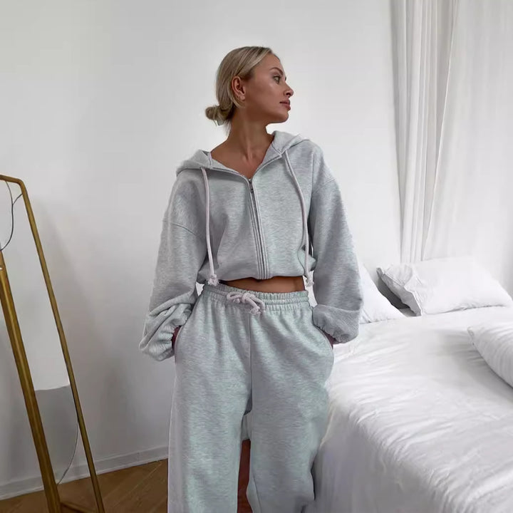 Dame casual cropped hoodie og løstsiddende bukser Stilla