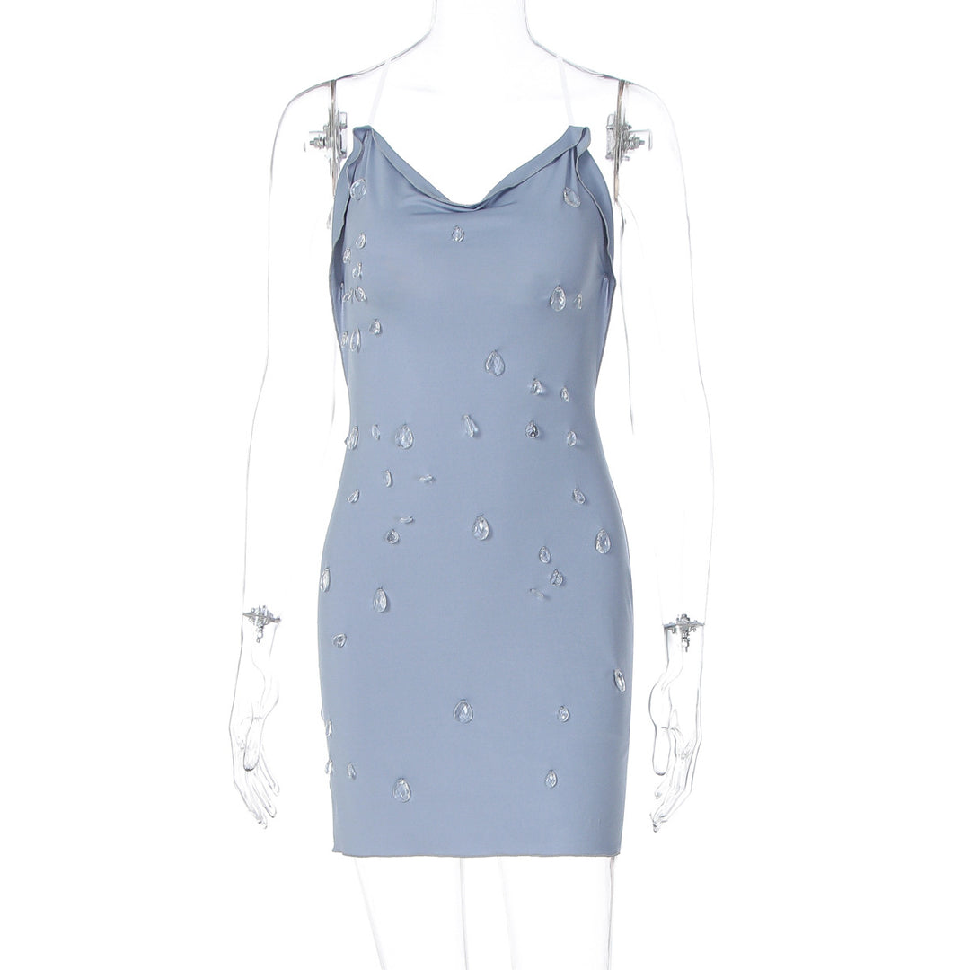 Dame figurformende minikjole med elegant drapering og transparente applikationer Skovae