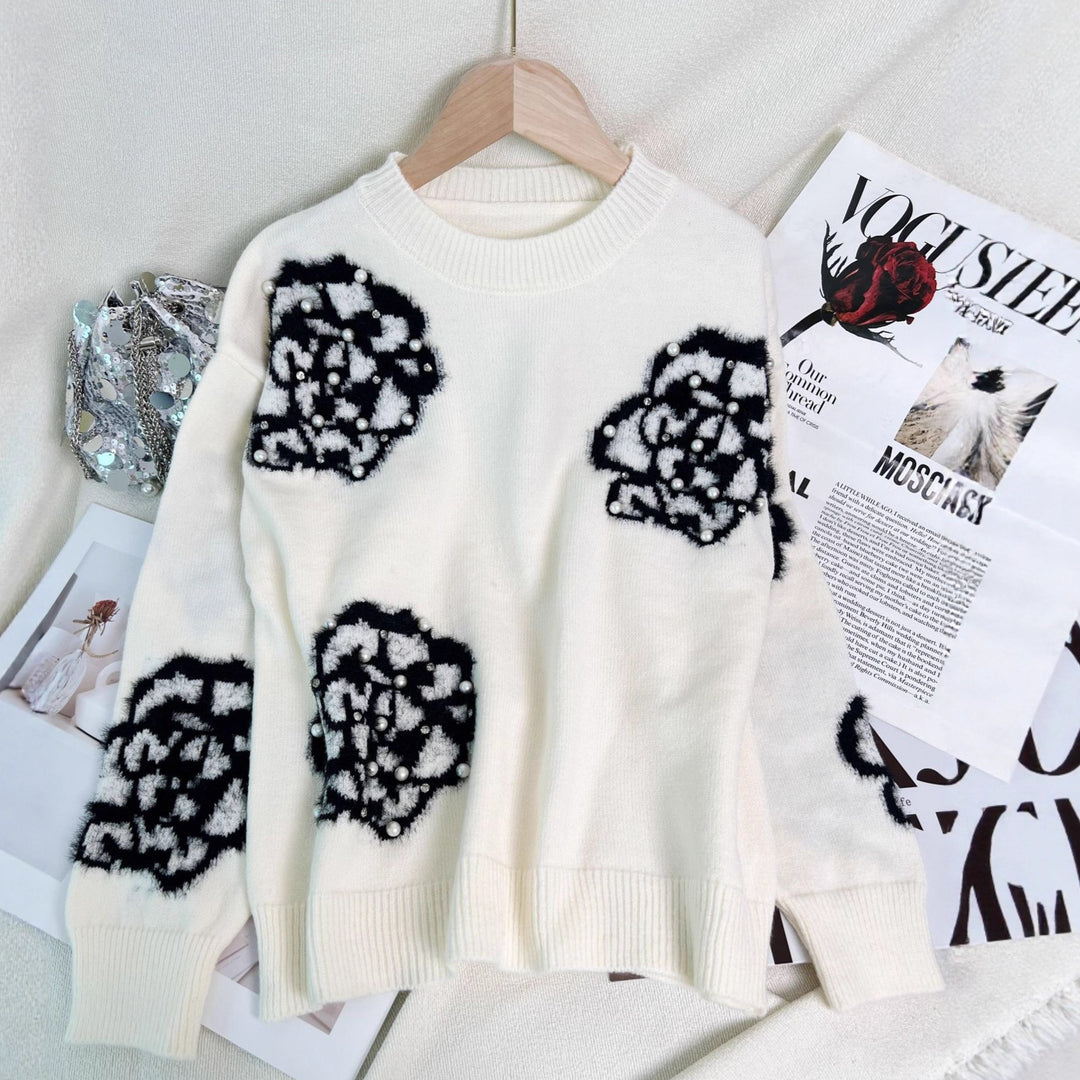 Damer fashionabel pullover med udsøgte blomsterapplikationer og perleudsmykninger Stilla