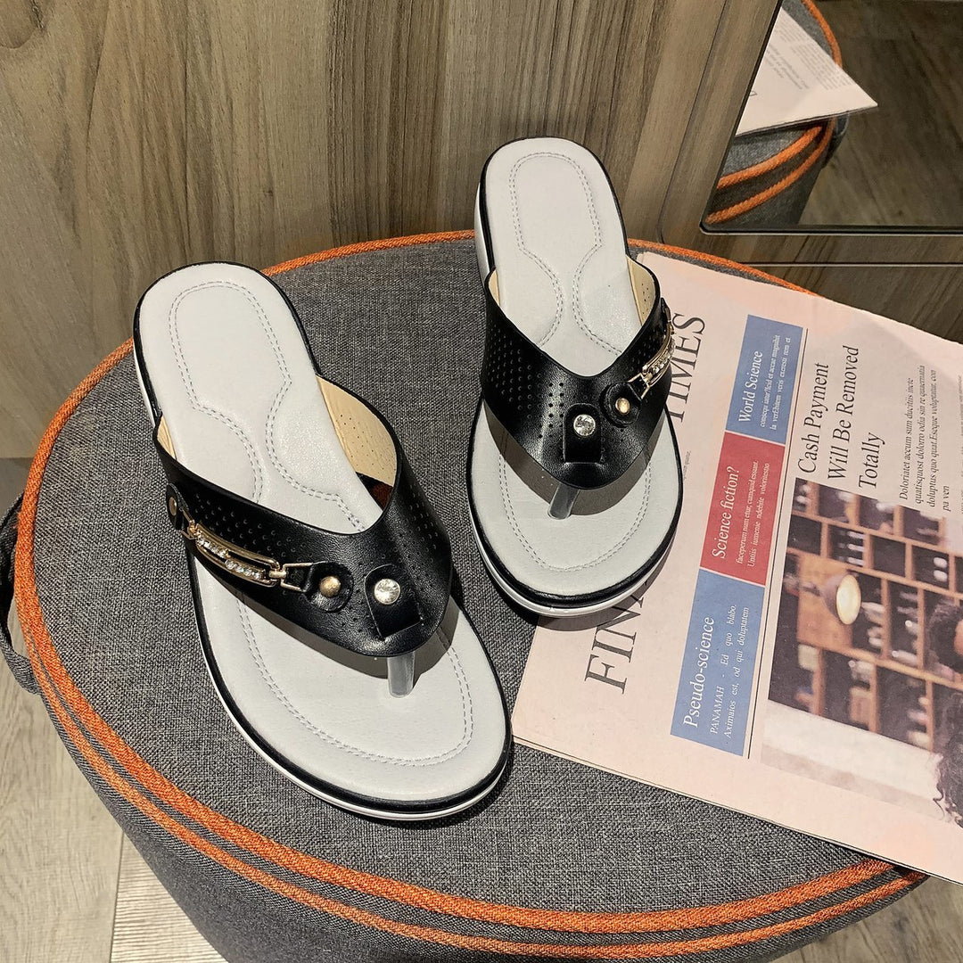 Dame komfortable tæer-sandaler med dekorative detaljer og ergonomisk fodseng Stilla