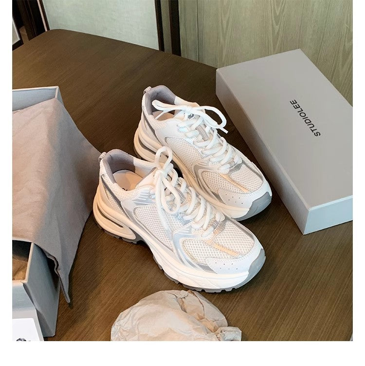 Dame Sporty Premium Sneakers med åndbart mesh-overmateriale og komfortabel dæmpning Stilla